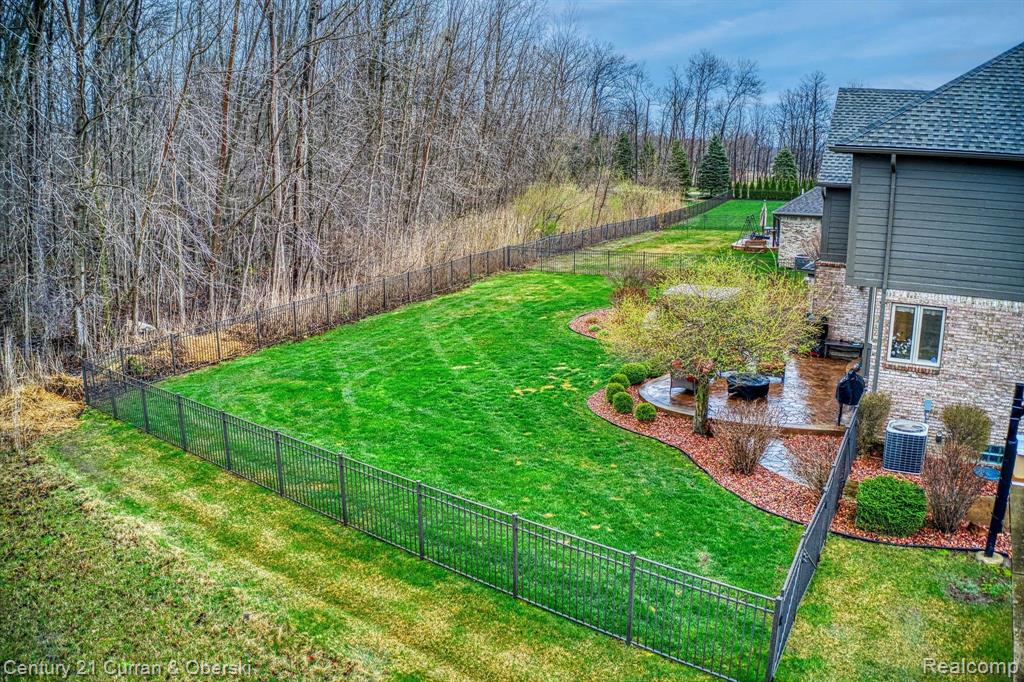 61321 BURNINGWOOD Drive, Washington, MI — Photo 30