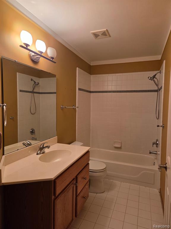 4453 CREEKVIEW Drive, Howell, MI 48843 — Photo 18