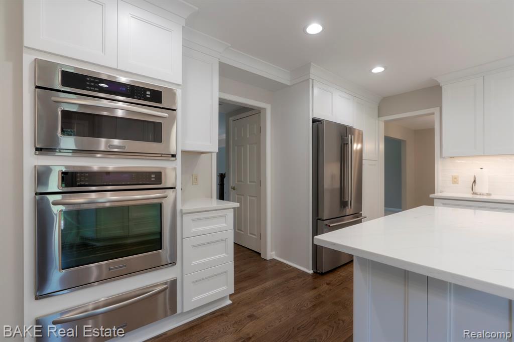 10000 Red Maple Drive, Plymouth, MI 48170 — Photo 13