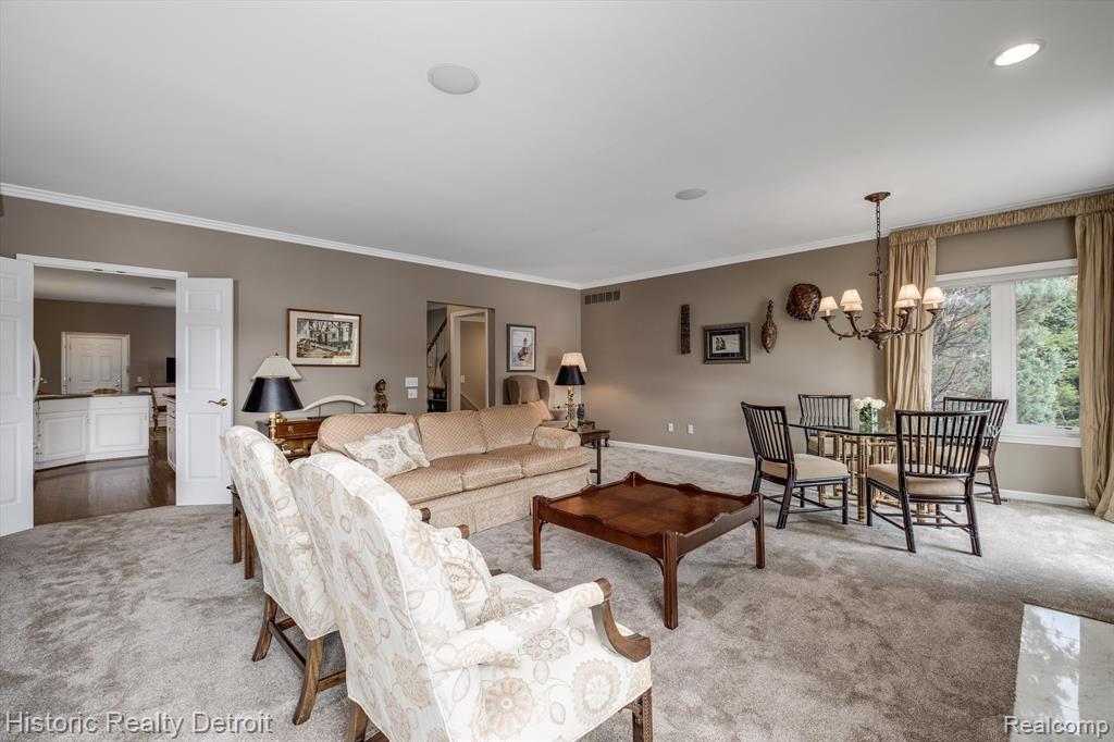 203 WINDWARD Court, 22, Detroit, MI 48207 — Photo 13