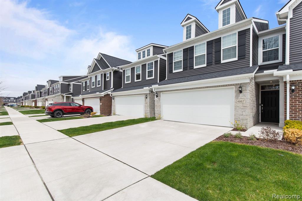 4867 GLENORA Drive, Lake Orion, MI — Photo 23