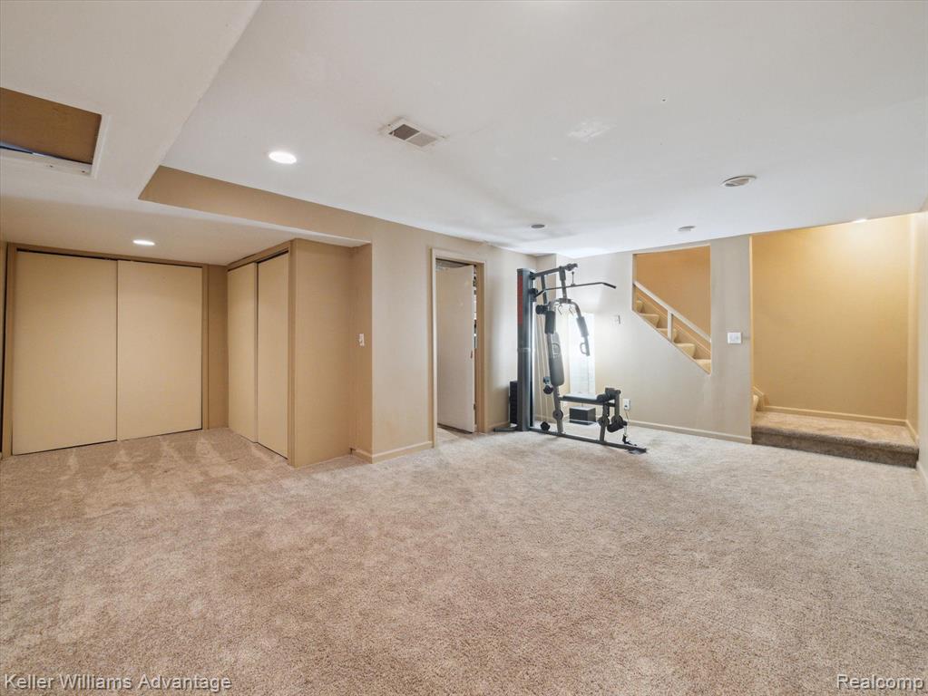 31131 COUNTRY, Farmington Hills, MI 48331 — Photo 32