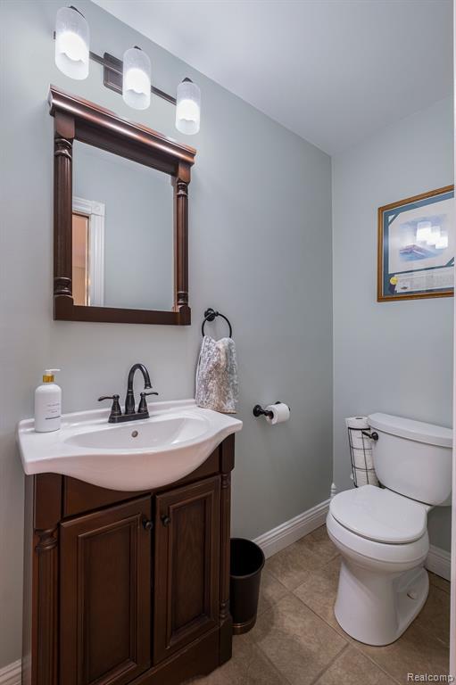 8460 WOODLAND SHORE Drive, Brighton, MI 48114 — Photo 27