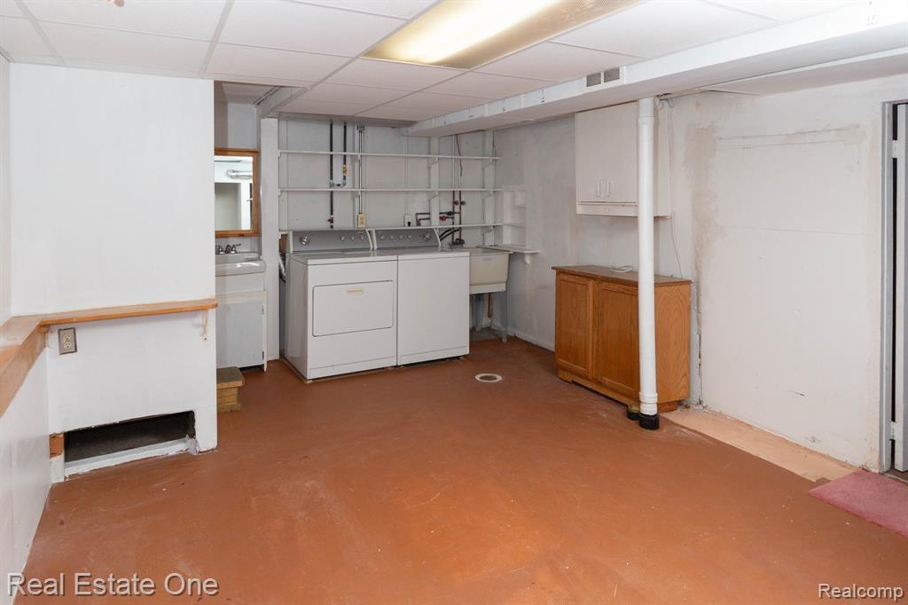 861 Kirts Boulevard, Troy, MI 48084 — Photo 23