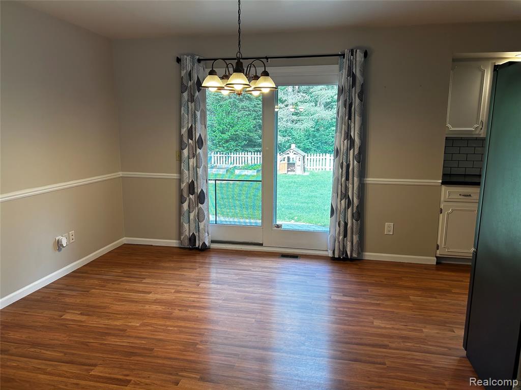 5440 Deland Road, Flushing, MI 48433 — Photo 9