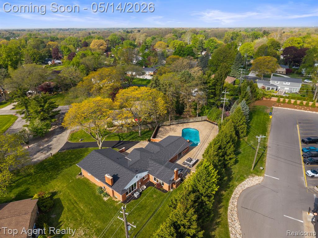 6739 White Pine Court, Bloomfield Hills, MI 48301 — Photo 52