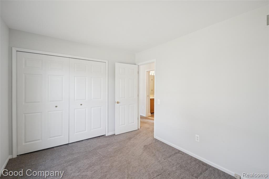9200 North Drive, Saint Clair Shores, MI 48082 — Photo 13