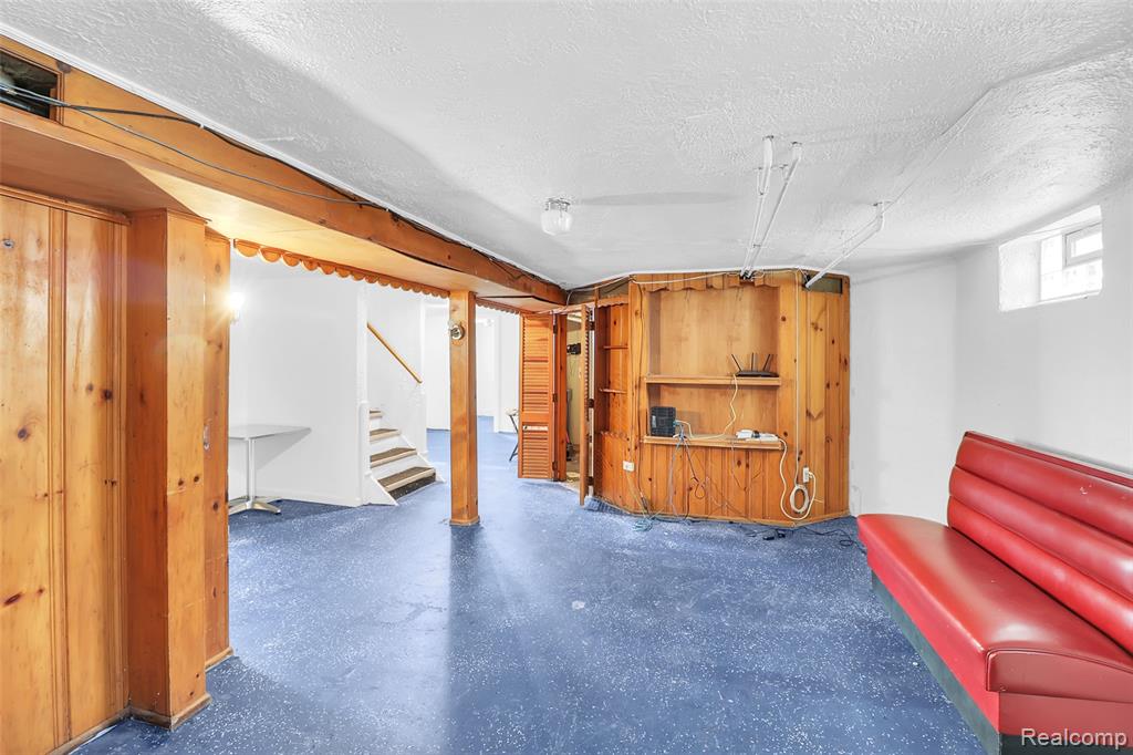 16764 Blackstone Street, Detroit, MI 48219 — Photo 27
