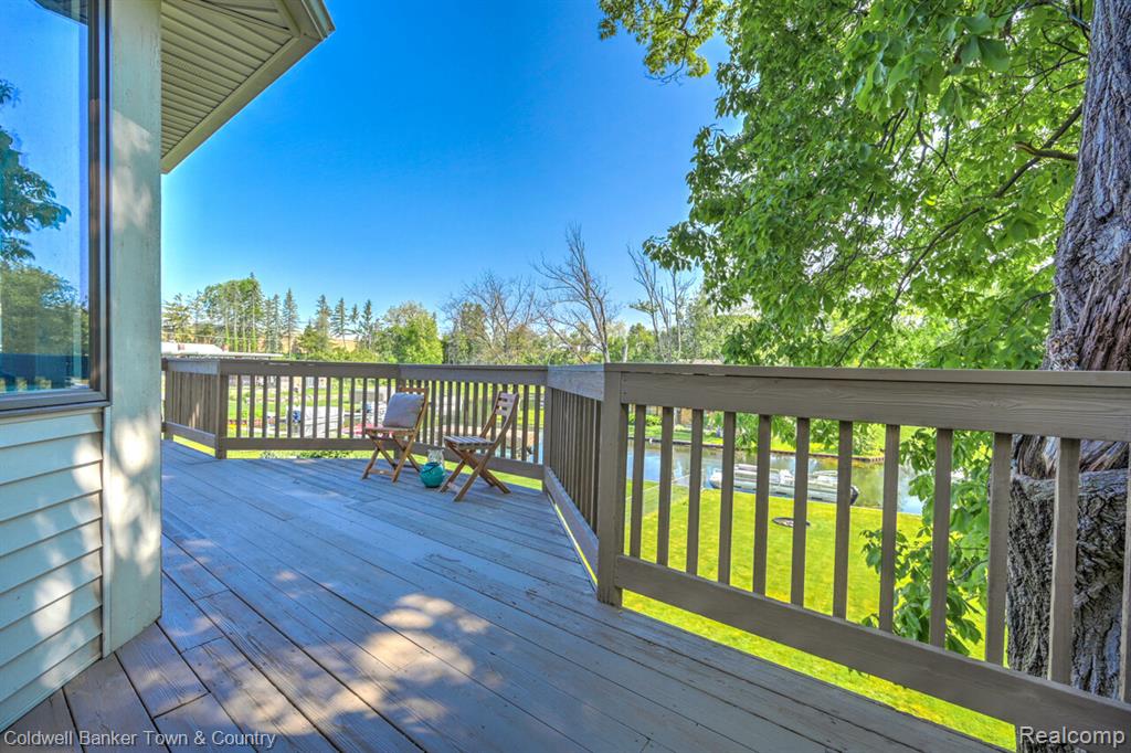 11265 N Shore Drive, Whitmore Lake, MI 48189 — Photo 20