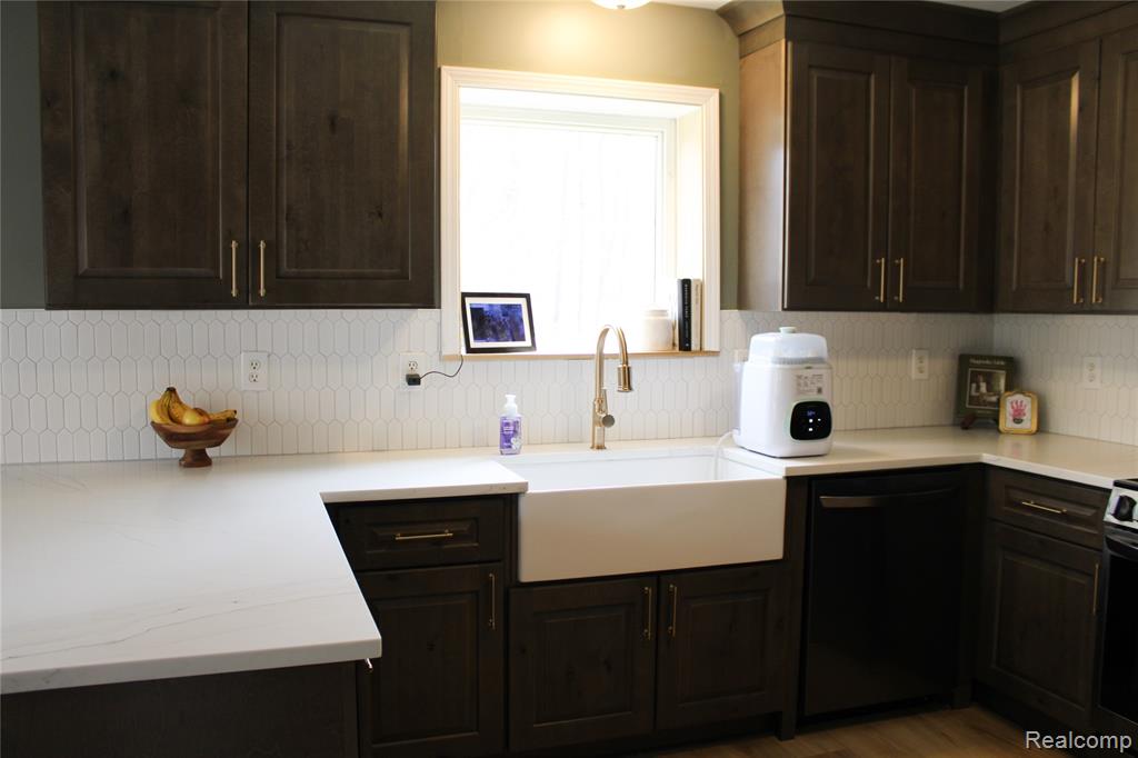 3255 Burning Tree Lane, Attica, MI 48412 — Photo 37