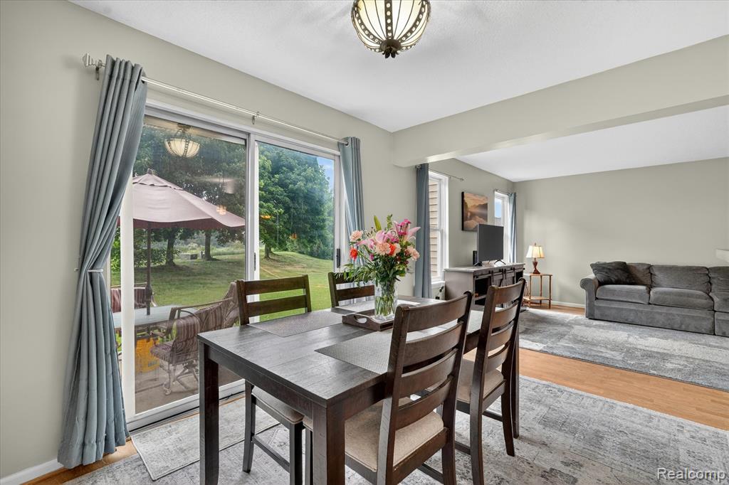 456 Lilly View Court, Howell, MI 48843 — Photo 12