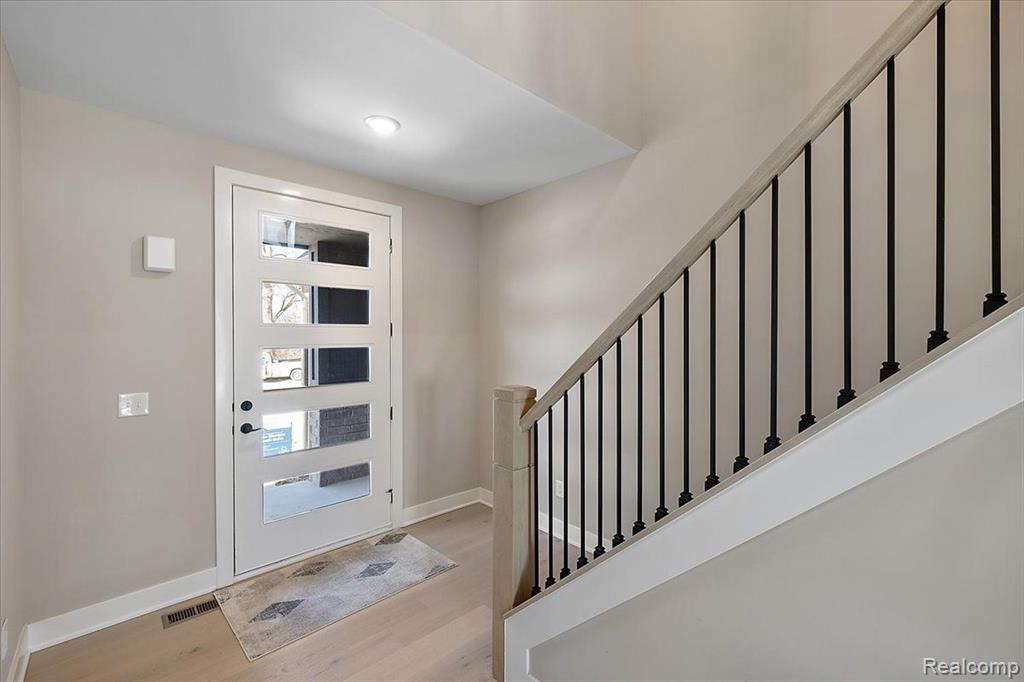 45166 TWIN RIVER Drive, Macomb, MI 48044 — Photo 21