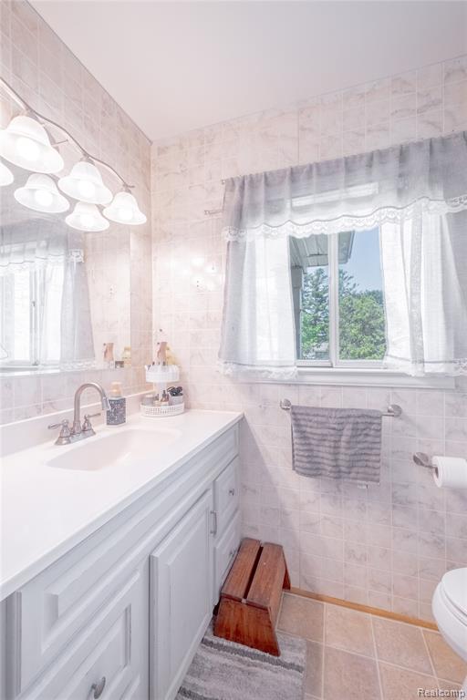 911 Worchester Drive, Fenton, MI 48430 — Photo 11