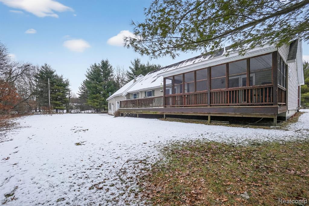 5099 Shields Road, Holly, MI 48442 — Photo 12