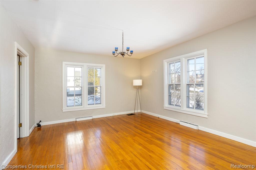 431 Cabinet Street, Milford, MI 48381 — Photo 10