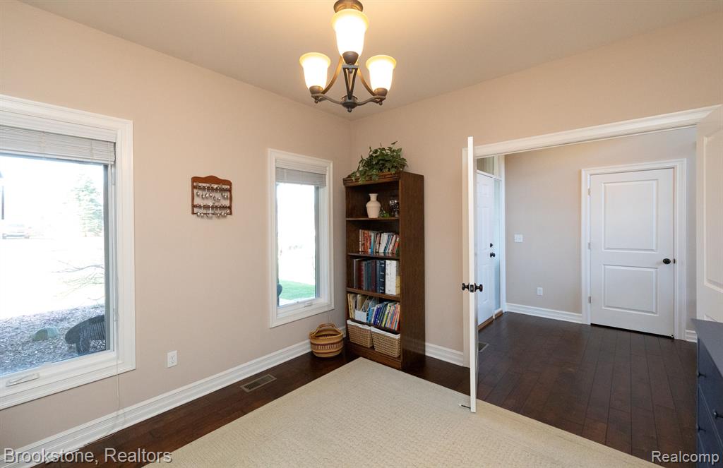 897 MOLDOVIA Drive, White Lake, MI — Photo 12