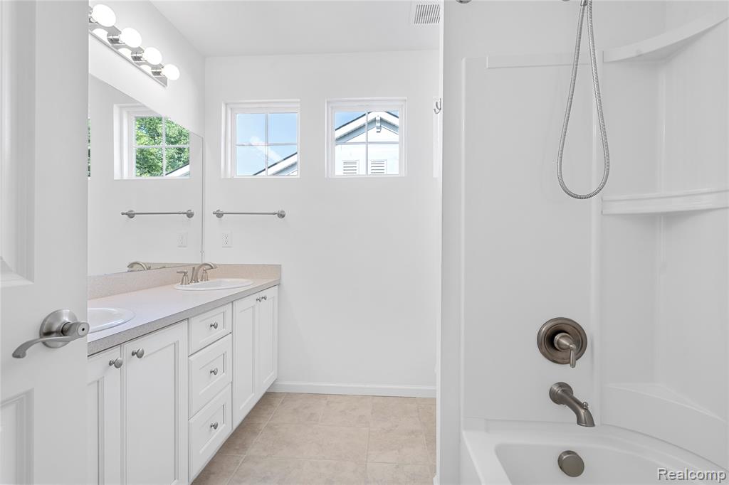 48884 Garden Lane, Canton, MI 48188 — Photo 21