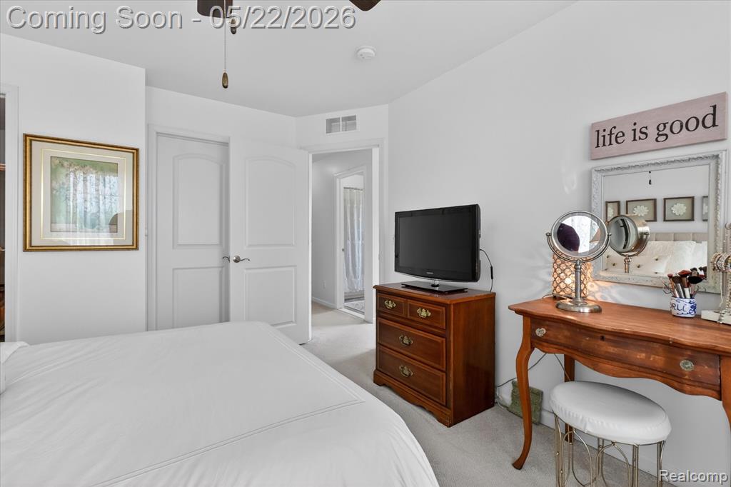 238 Center Boulevard, Wixom, MI 48393 — Photo 21
