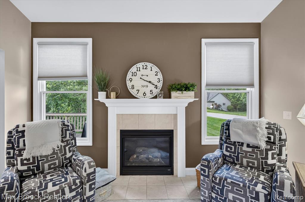 13141 Harbor Landings Drive, 76, Fenton, MI 48430 — Photo 10