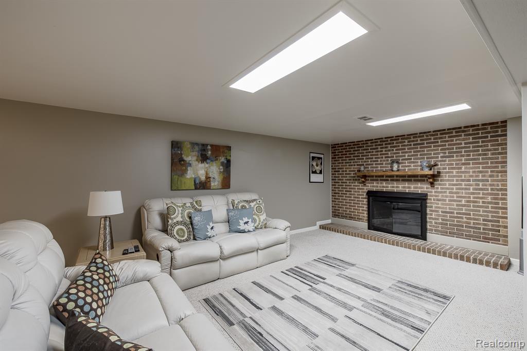 4931 Huron Drive, Clarkston, MI 48348 — Photo 30