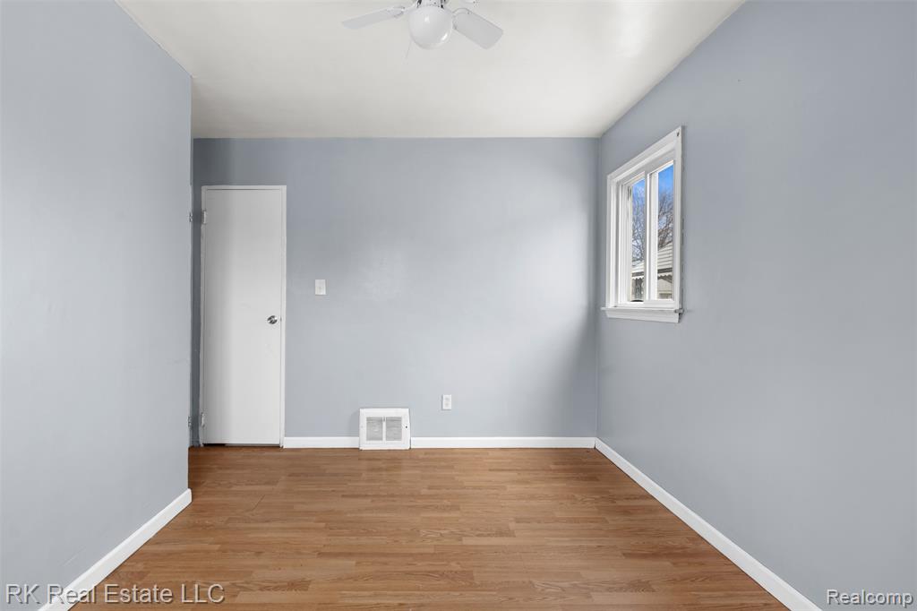 25280 Dale Street, Roseville, MI 48066 — Photo 14