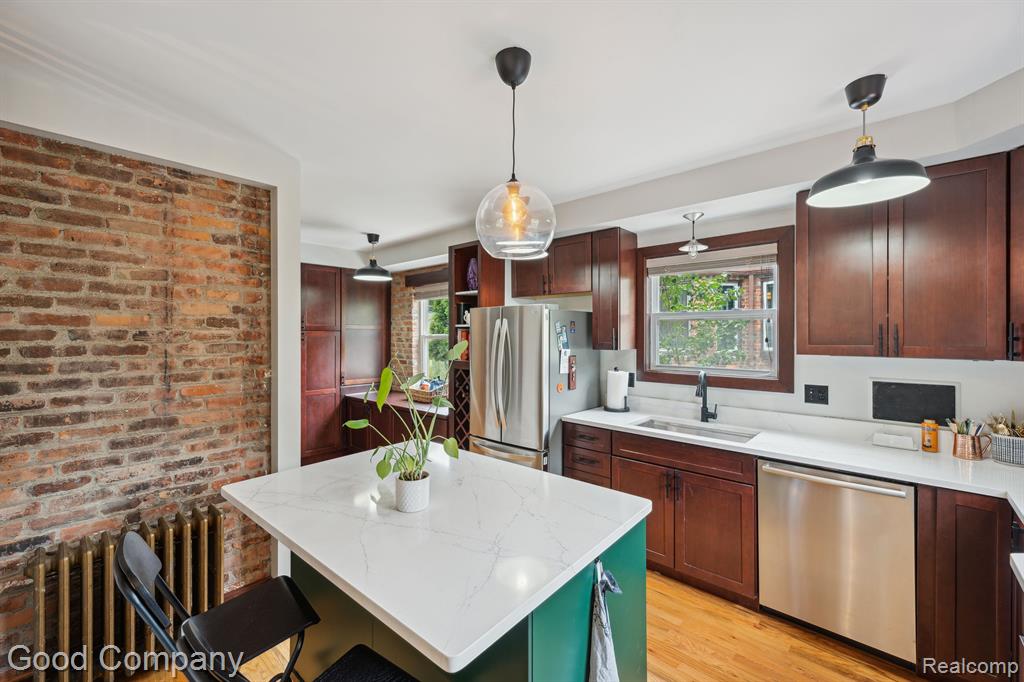 964 W LEWISTON Avenue, Ferndale, MI 48220 — Photo 22