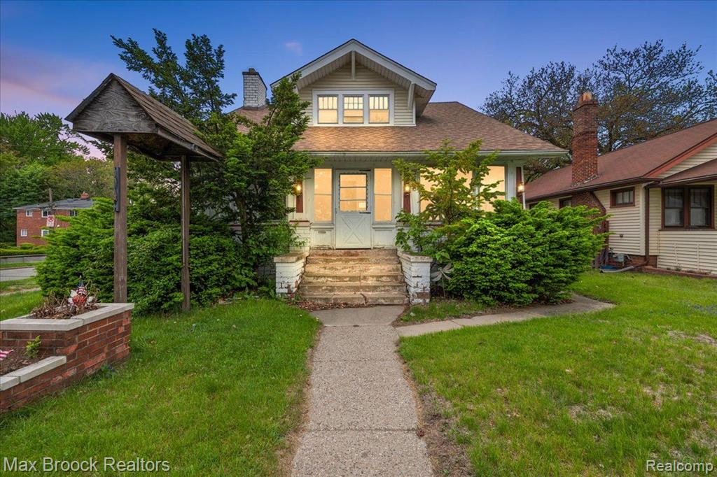 503 N WASHINGTON Avenue, Royal Oak, MI 48067 — front exterior