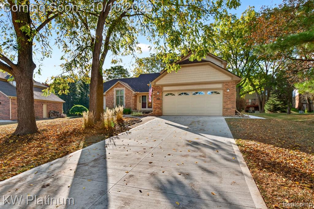 842 Timberline Drive, Rochester Hills, MI 48309 — Photo 45
