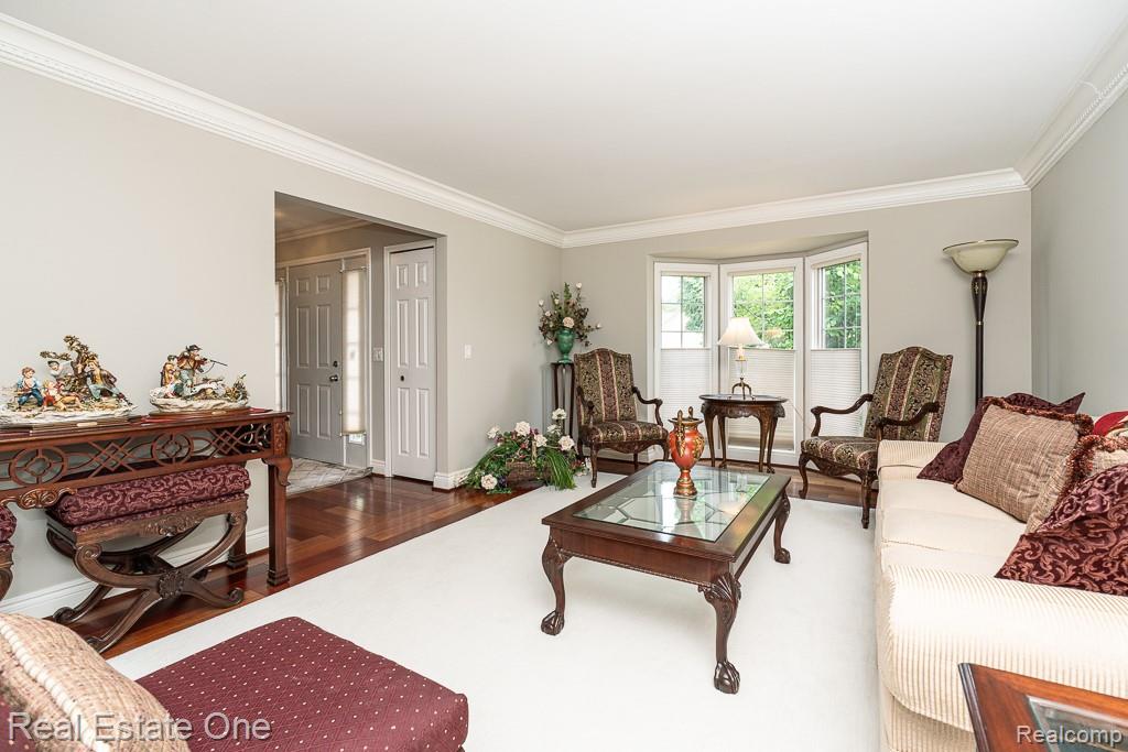 6595 Edith Court, Troy, MI 48085 — Photo 30
