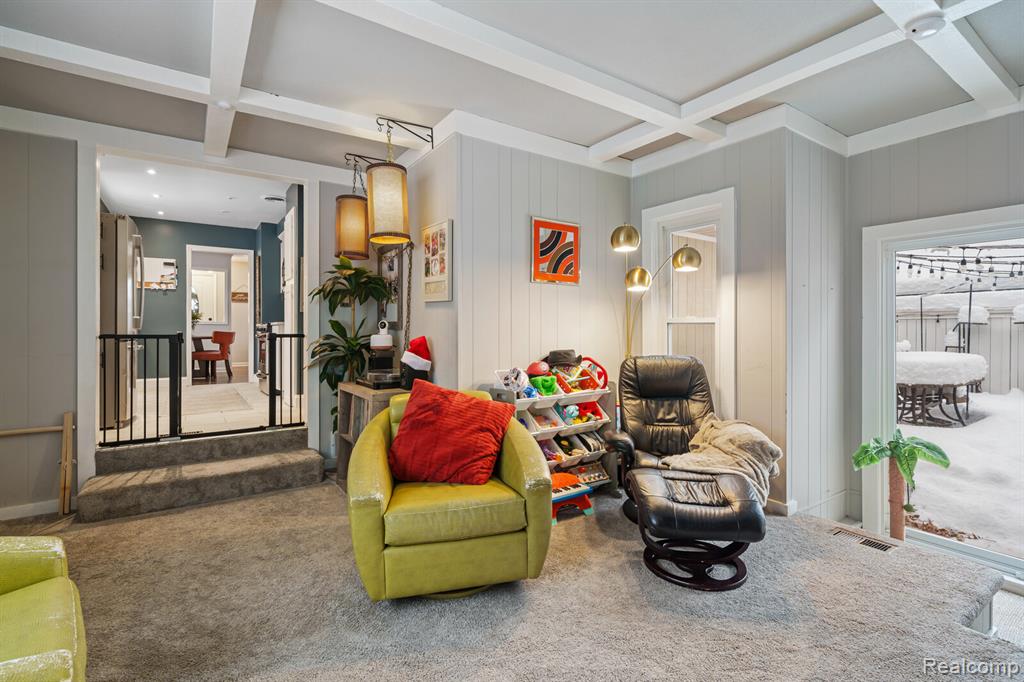 6333 Harriet Drive, Waterford, MI 48327 — Photo 14