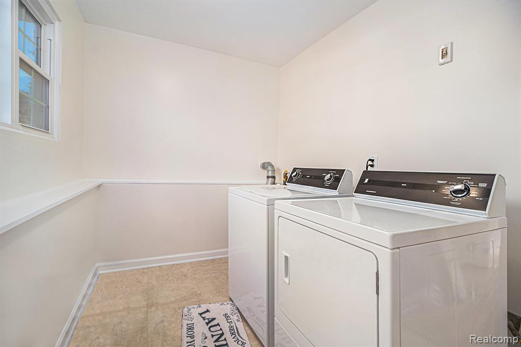 7232 Cypress Pointe Drive, Ypsilanti, MI 48197 — Photo 19