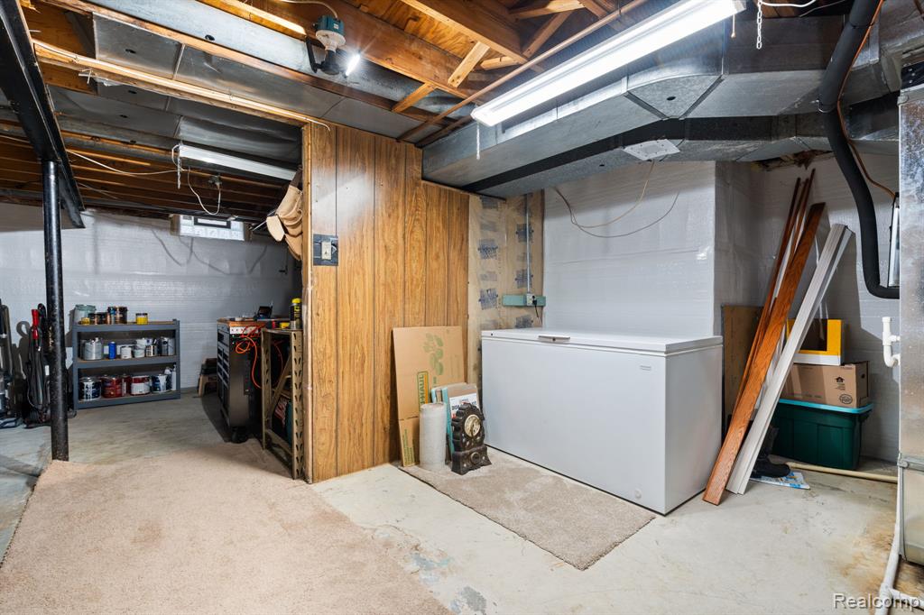 44089 Harsdale Drive, Canton, MI 48187 — Photo 21