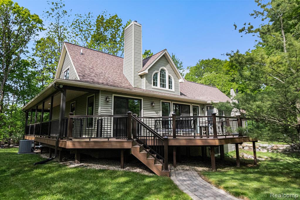 8315 Woodland Circle, Goodrich Vlg, MI — Photo 30