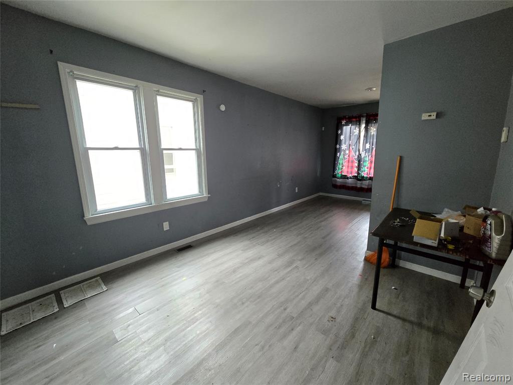 8976 McClellan Street, Detroit, MI 48213 — Photo 45