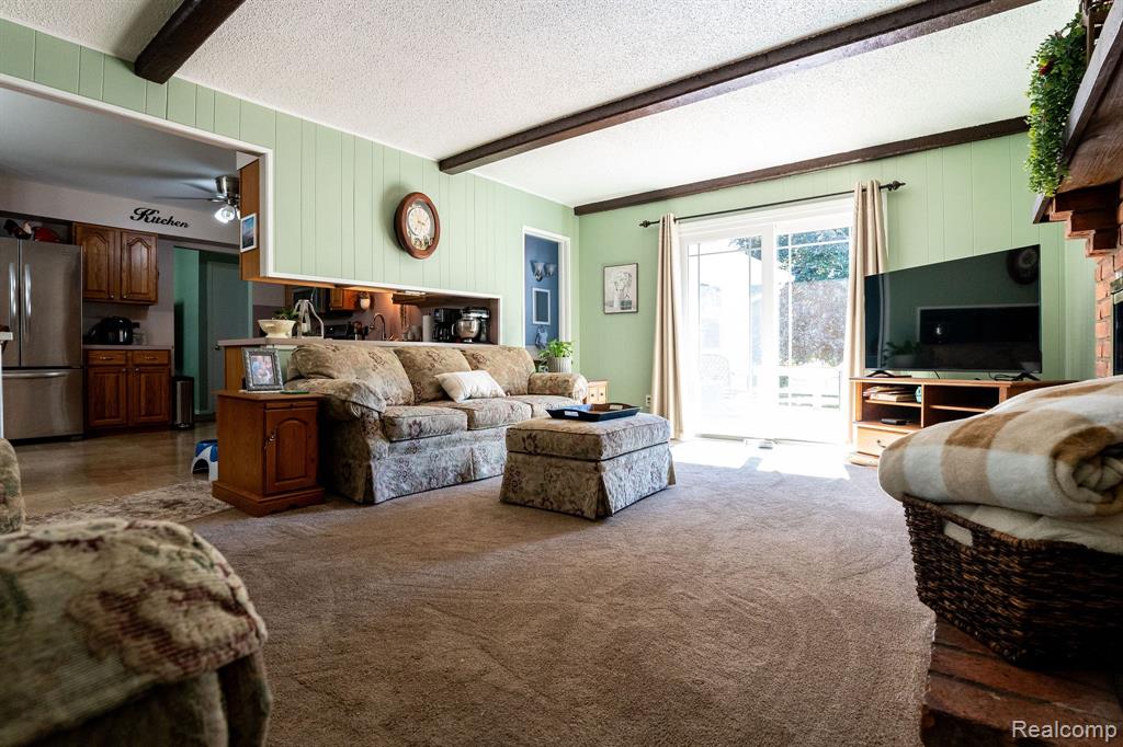 4190 Charter Oak Drive, Flint, MI 48507 — Photo 12