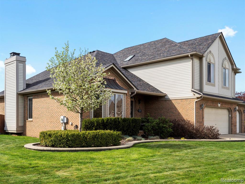 46891 EDGEWATER Drive, Macomb, MI 48044 — Photo 38