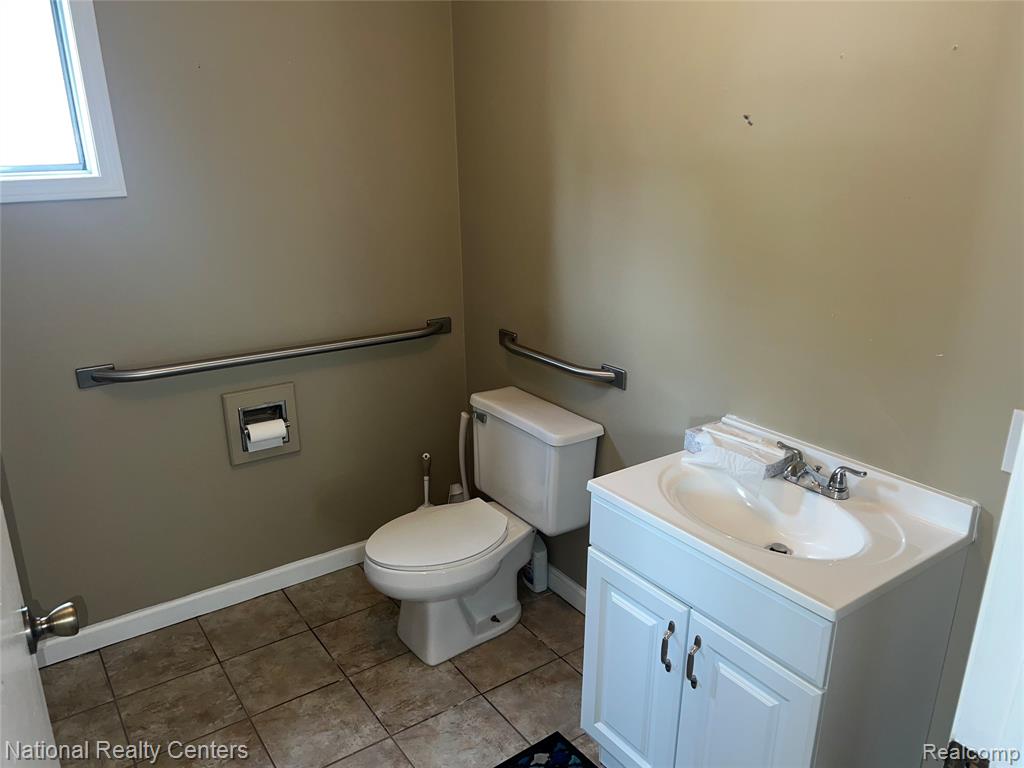 424 S Main Street, Northville, MI 48167 — Photo 12
