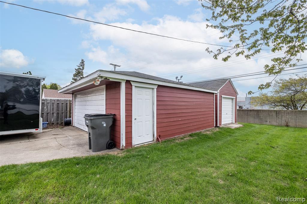 35560 Weideman Street, Clinton Twp, MI 48035 — Photo 44