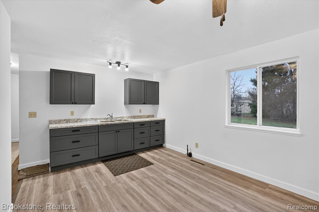 5050 Carnegie Street, Saginaw, MI 48601 — Photo 7
