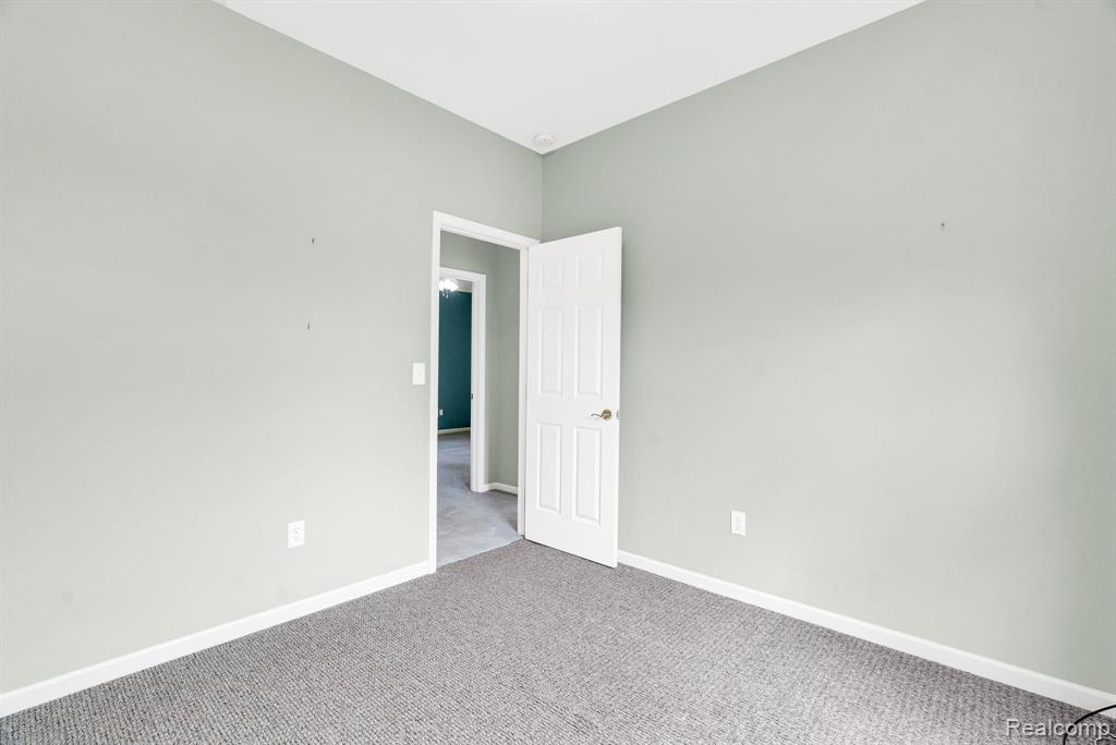 4039 Stoney Creek Drive, Fort Gratiot, MI 48059 — Photo 26