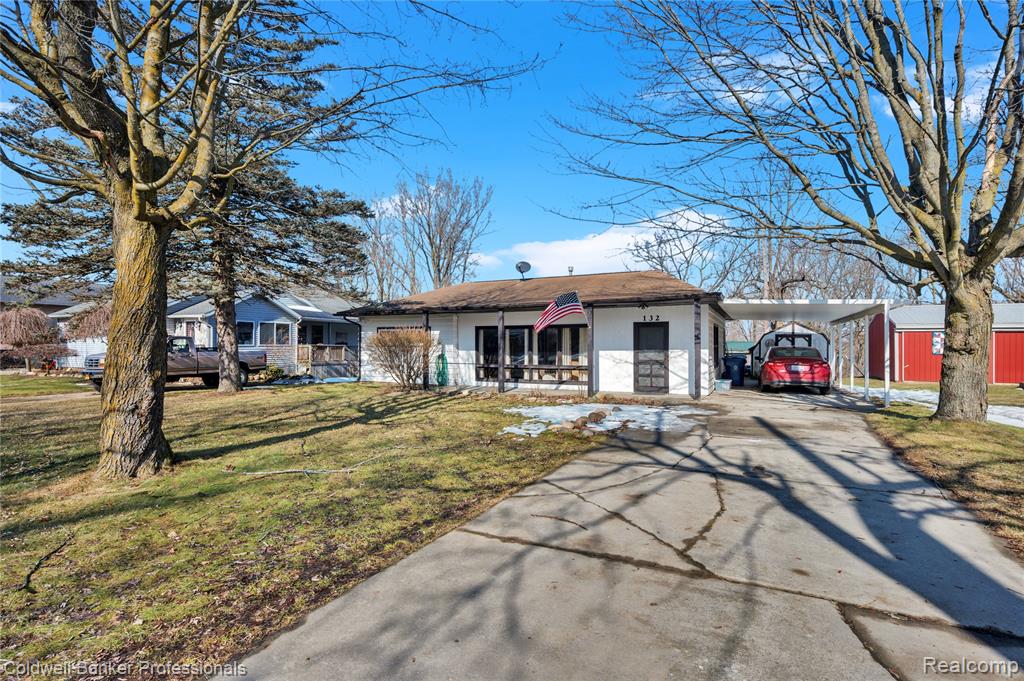 132 W Main Street, Mayville Vlg, MI 48744