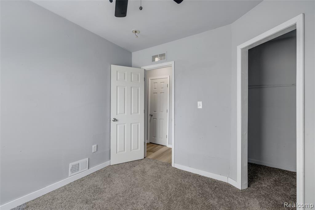 612 W Hollywood, Detroit, MI 48203 — Photo 13