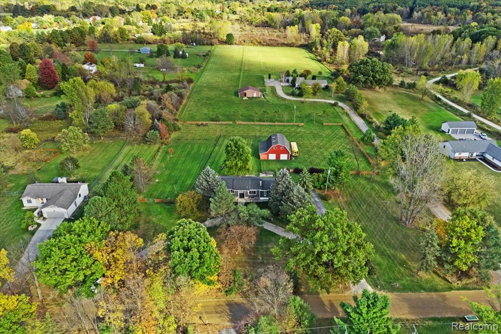 1570 Thayer Road, Ortonville, MI 48462 — Photo 39