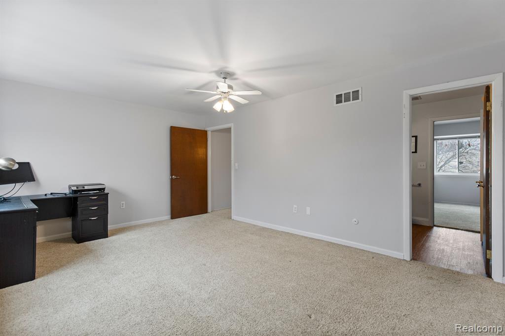 1920 WICKHAM Street, Royal Oak, MI 48073 — Photo 18
