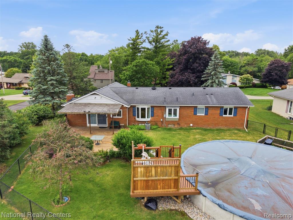 6858 Wellesley Terrace, Clarkston, MI — Photo 10