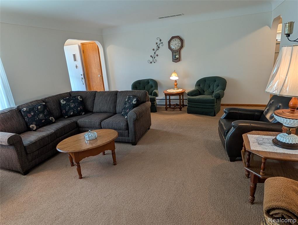411 Cleveland Street, Bad Axe, MI 48413 — Photo 17