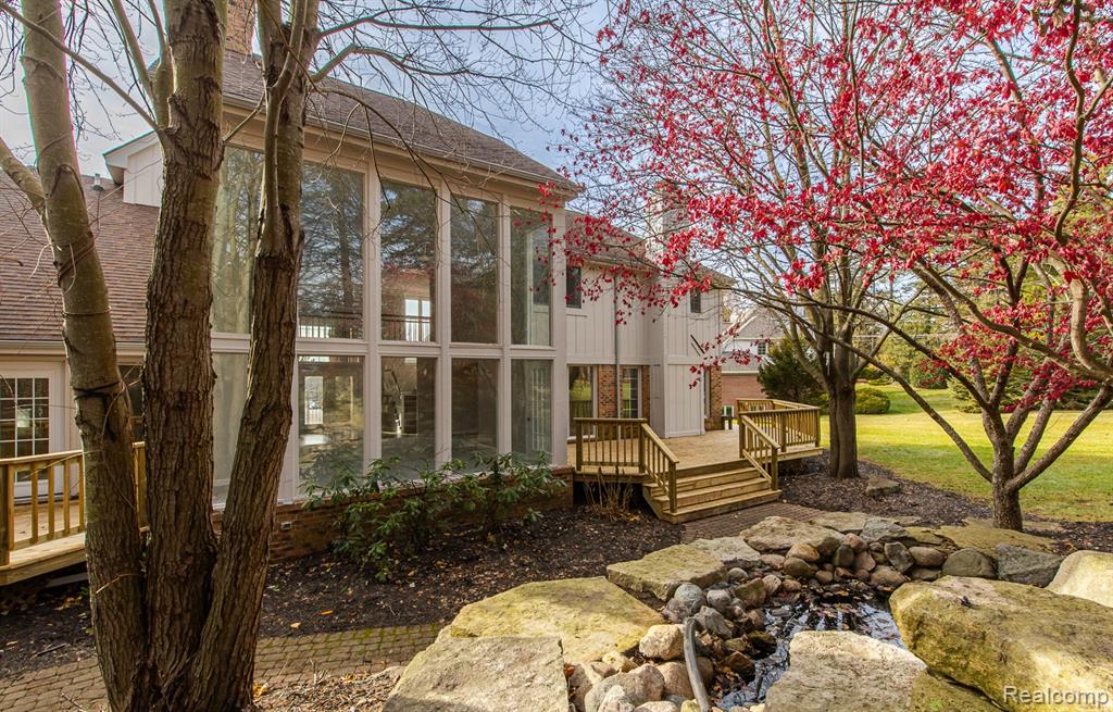 6351 Cherry Tree Court, Rochester Hills, MI 48306 — Photo 75