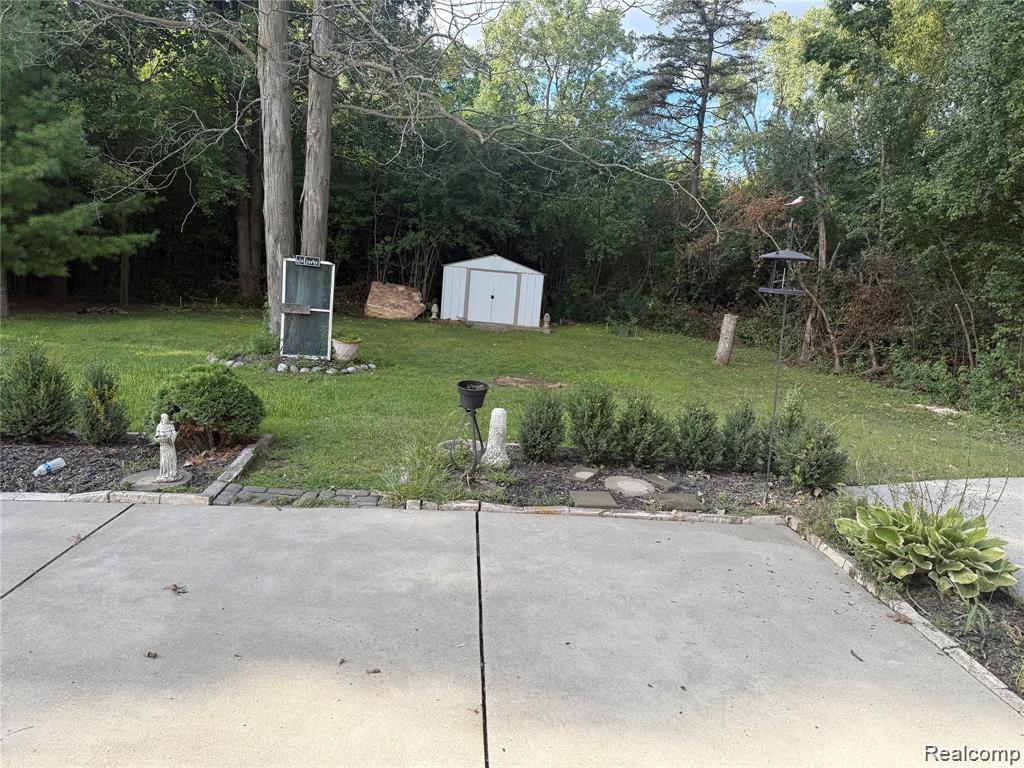 43038 Hanford Road, Canton, MI 48187 — Photo 5