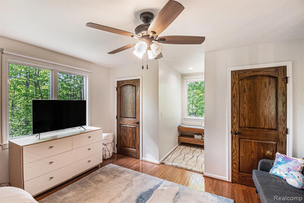 8315 Woodland Circle, Goodrich Vlg, MI — Photo 19