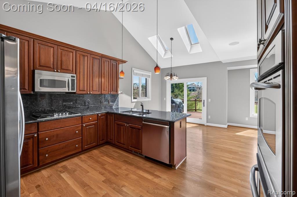 625 Southshore Drive, Oxford, MI 48371 — Photo 18